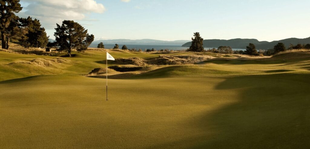 the_kinloch_club_cover_picture-scaled (1)